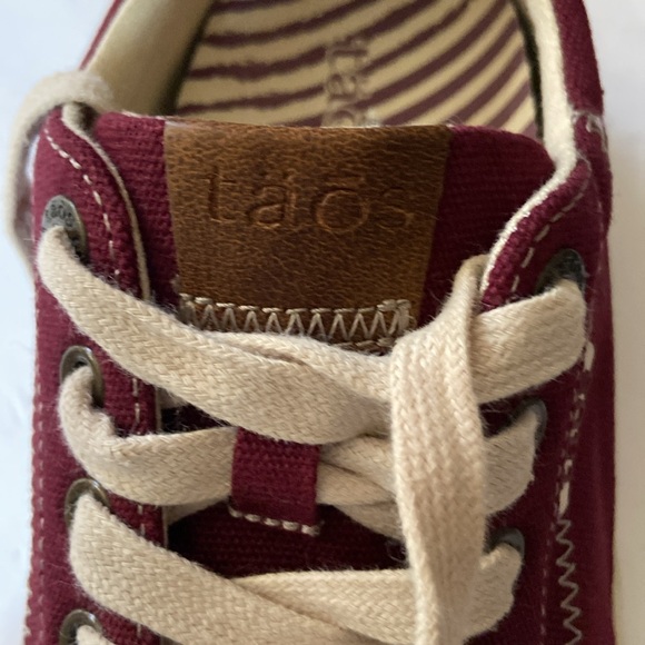 Taos Burgundy Sneakers with Cream Accents - Picture 9 of 10